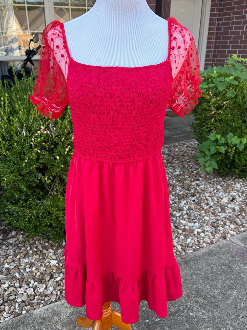 SHEIN Red Smocked Bodice Puff-Sleeve Dress